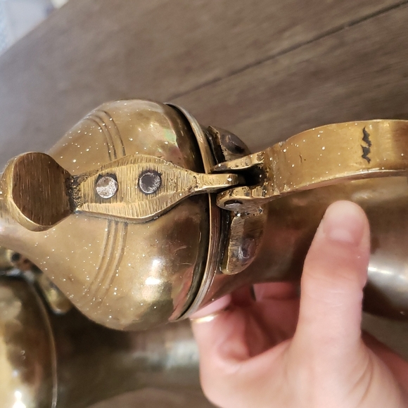 2x vintage brass and copper arabic coffee pots - Picture 4 of 9